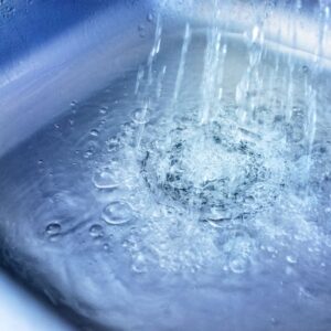 water filling a sink