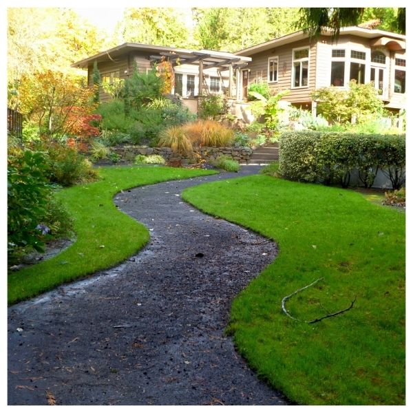 landscaped front yard