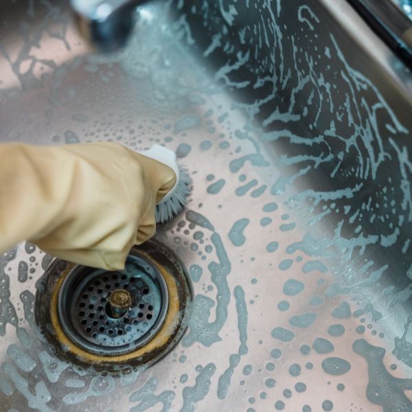 cleaning sink